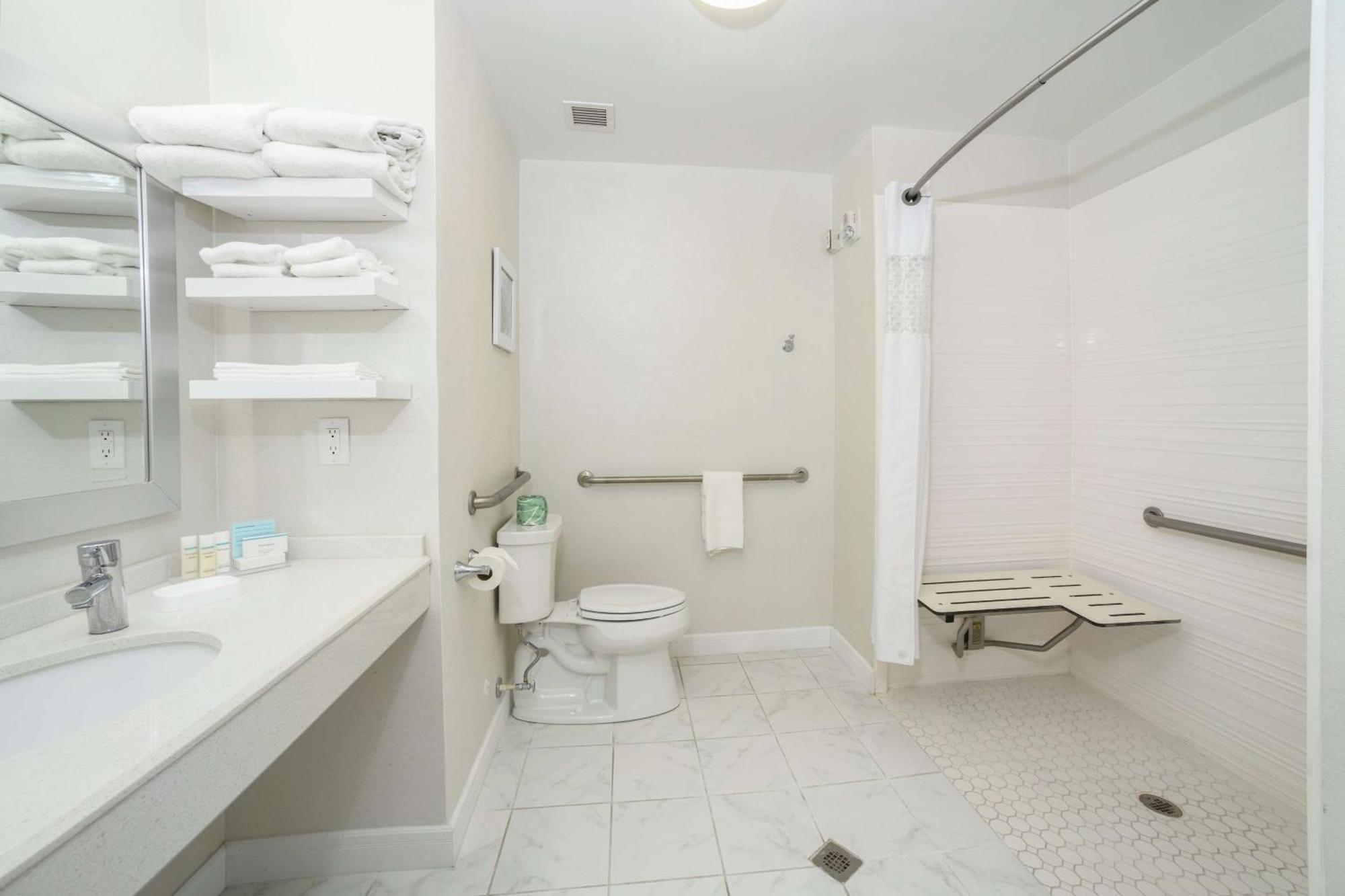 Hampton - East Regency Square Hotel Jacksonville